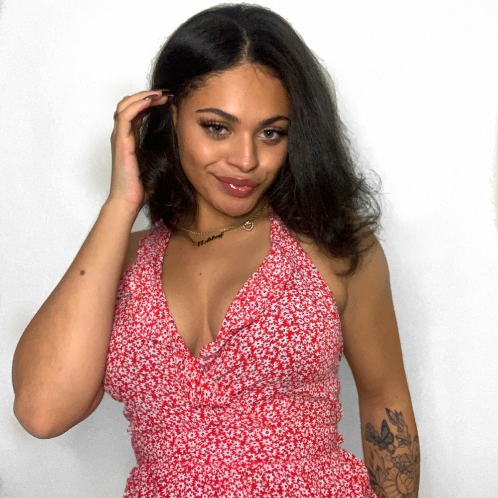 Meet your Posher, Ashley